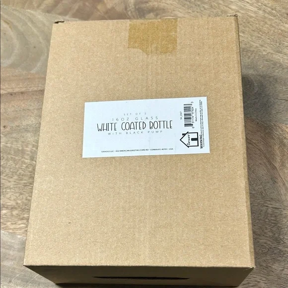 White glass Soap Dispenser Set with Black Pumps and labels - Picture 9 of 16